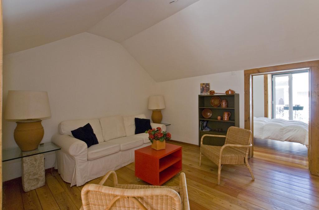 Lxway Diario De Noticias Color Apartment Lissabon